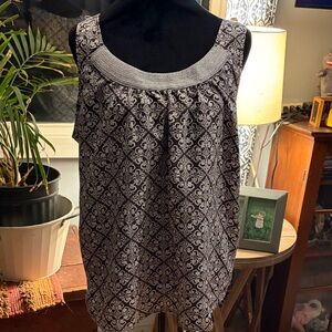GAP Black & White Printed Sleeveless Scoop Neck Camisole